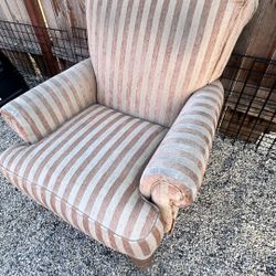 Pink Vintage Accent Chairs 