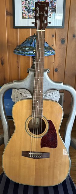 Ibanez Artwood Acoustic Guitar Excellent