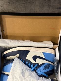 Jordan 1 Obsidian and Mocha