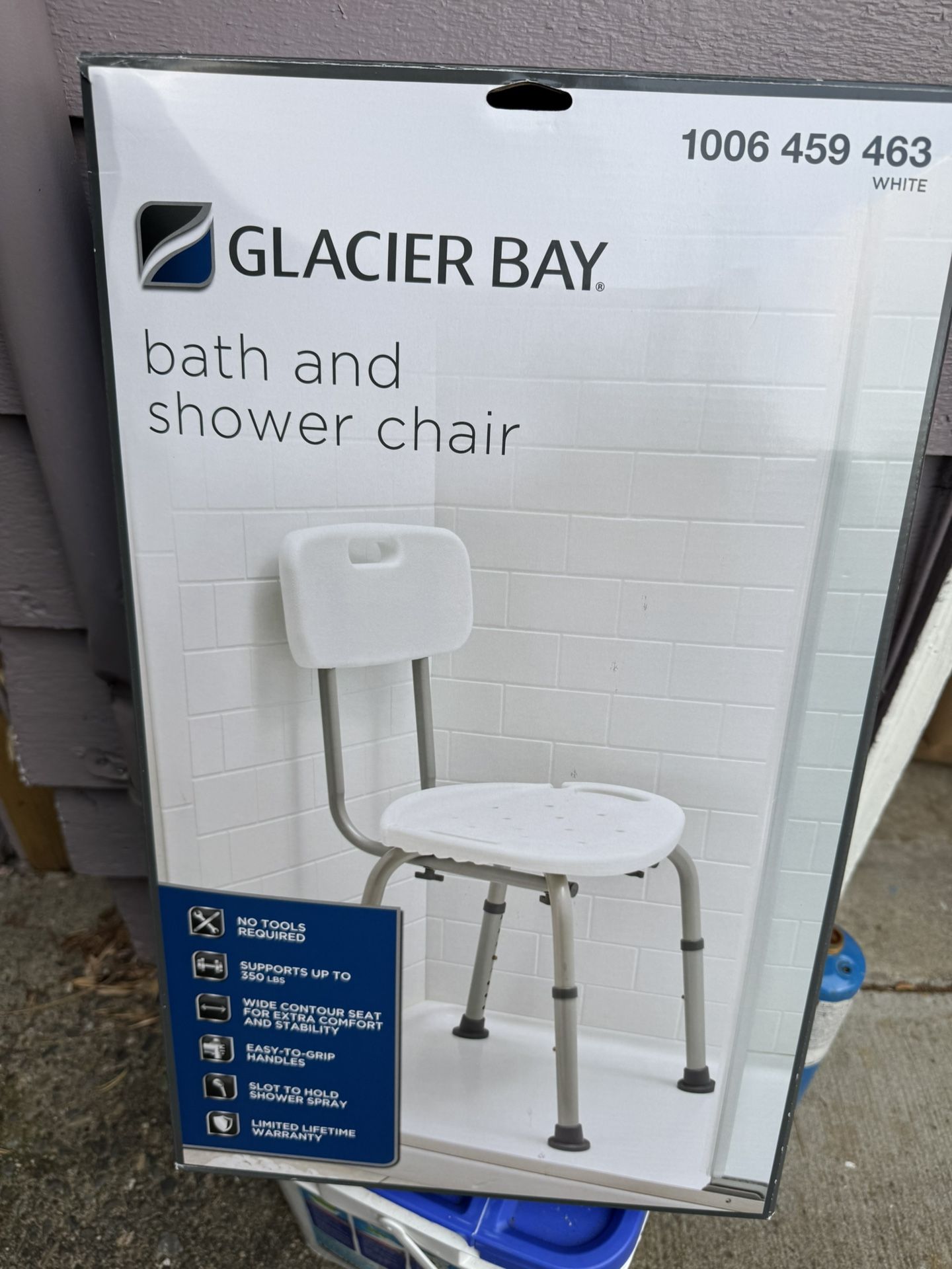BATH AND SHOWER CHAIR