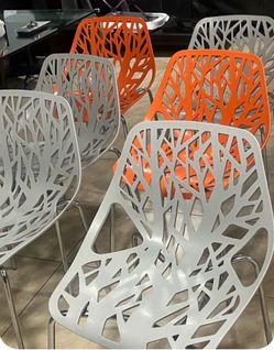 LeisureMod Asbury Dining Chairs