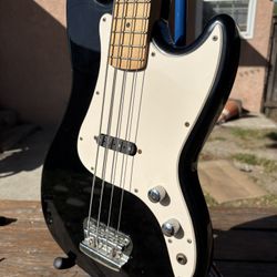 Squier Bronco Bass