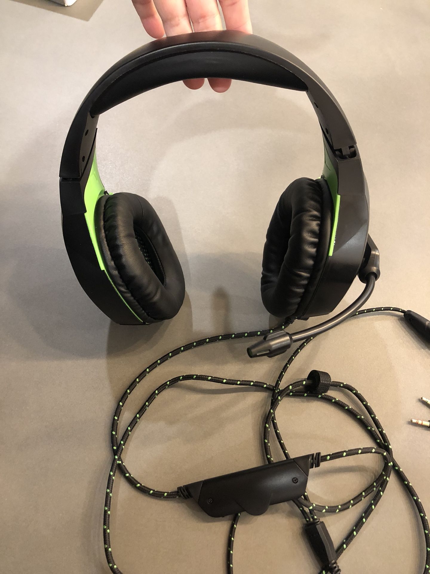 Evocore Phenom Pro gaming headset with Boom Min for Xbox 1, PC and PS4