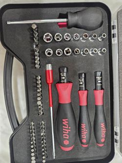 Wiha 28589 Torque Control Screwdriver Set 59 Piece