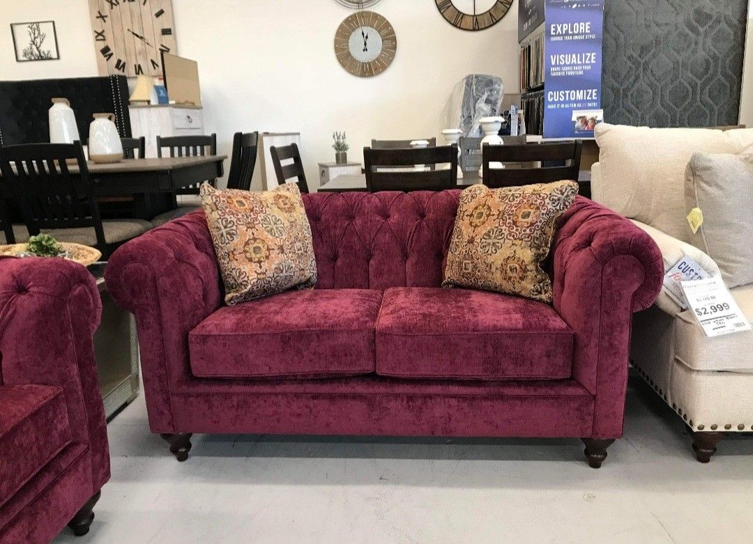 Brooks 2PC Sofa and Loveseat Set