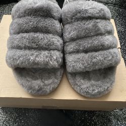 Ugg  W Fluff Yeah Slide