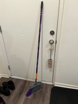 Indoor Broom with Long Handle