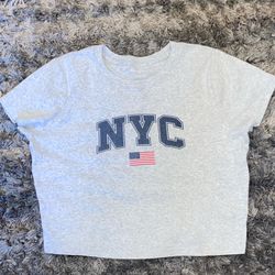 Hollister Cropped T-Shirt Size Large