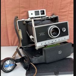 Polaroid Automatic 250 Land Camera - Vintage Instant Camera W Timer N Case
