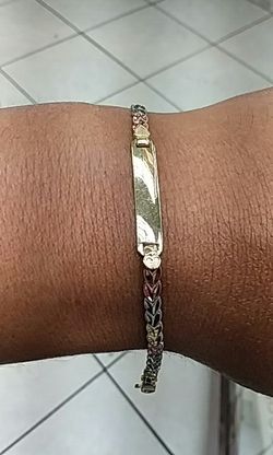 14k Gold baby Bracelet 4.6 grams