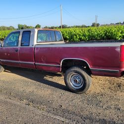 1989 Chevy 2500 Parts Truck 