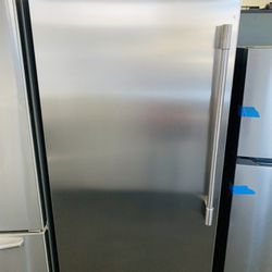 Frigidaire Professional Stainless Up Right Frost Freezer