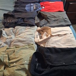 Mens 2xl    12 Shirts,3 Hats Everything For 10dollars 