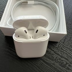 Apple AirPods W/ Charging Case (model # In Photos)