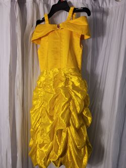 Girl costume