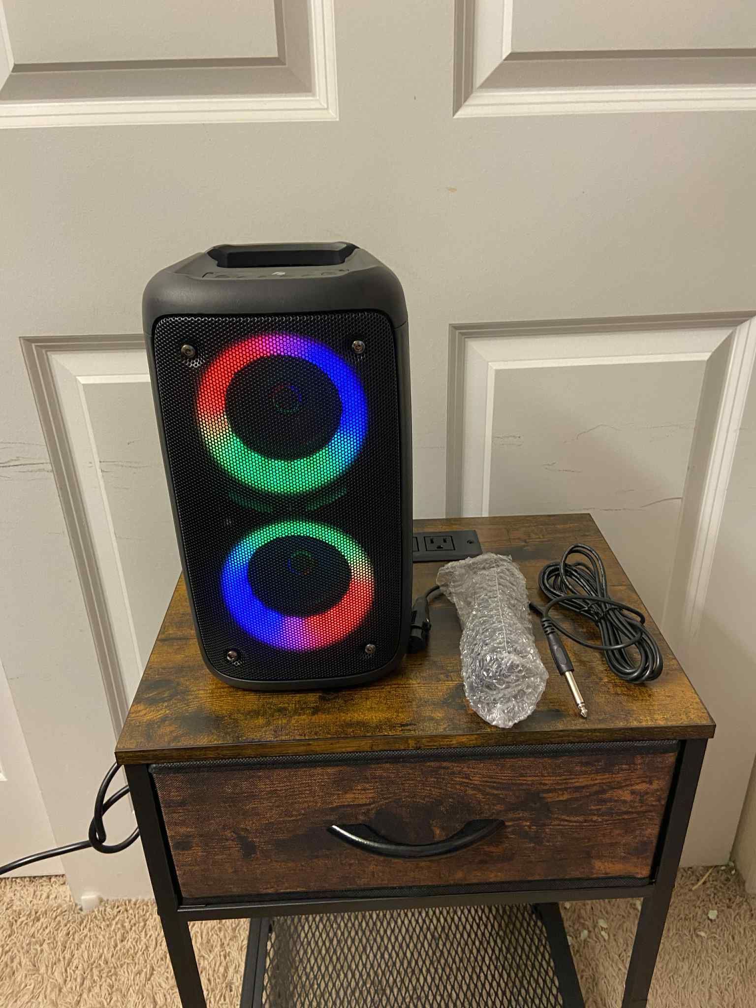 RGB light speaker with Bluetooth and Microphone