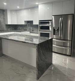 Custom Kitchen Cabinets