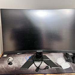 Gigabyte G27FC 27” Curved Monitor 