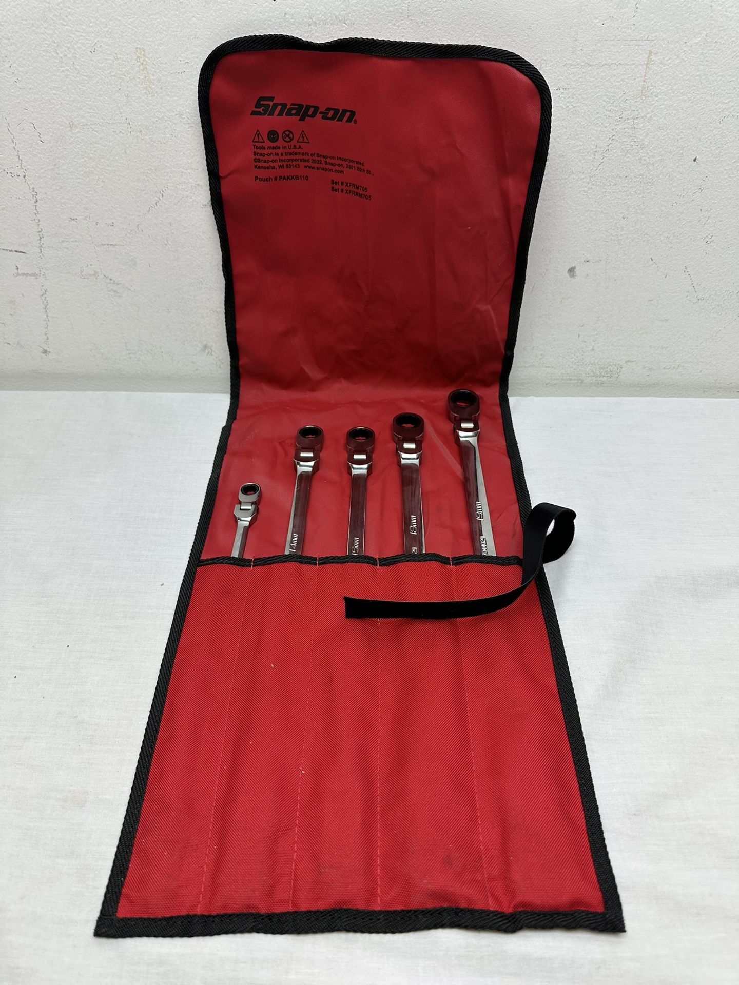 Snap-On 5 Piece 12-Point Metric Double Flex Ratcheting Wrench Set W/ Pouch