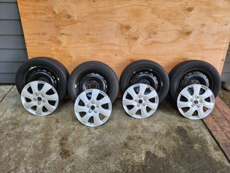 NV200 wheels and tires