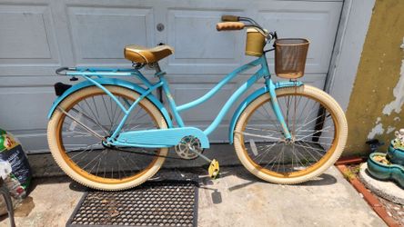 26" Huffy Nel Lusso Beach Cruiser Bicycle Bike w/ Basket Good Working Condition
