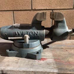 Wilton swivel vise # 101158   