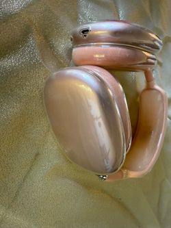Apple AirPods Max – Beautiful Pink Color – LIKE NEW!