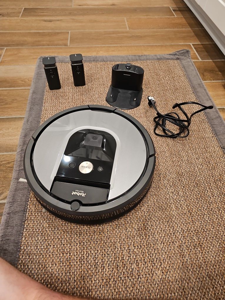 Roomba 960 Robot