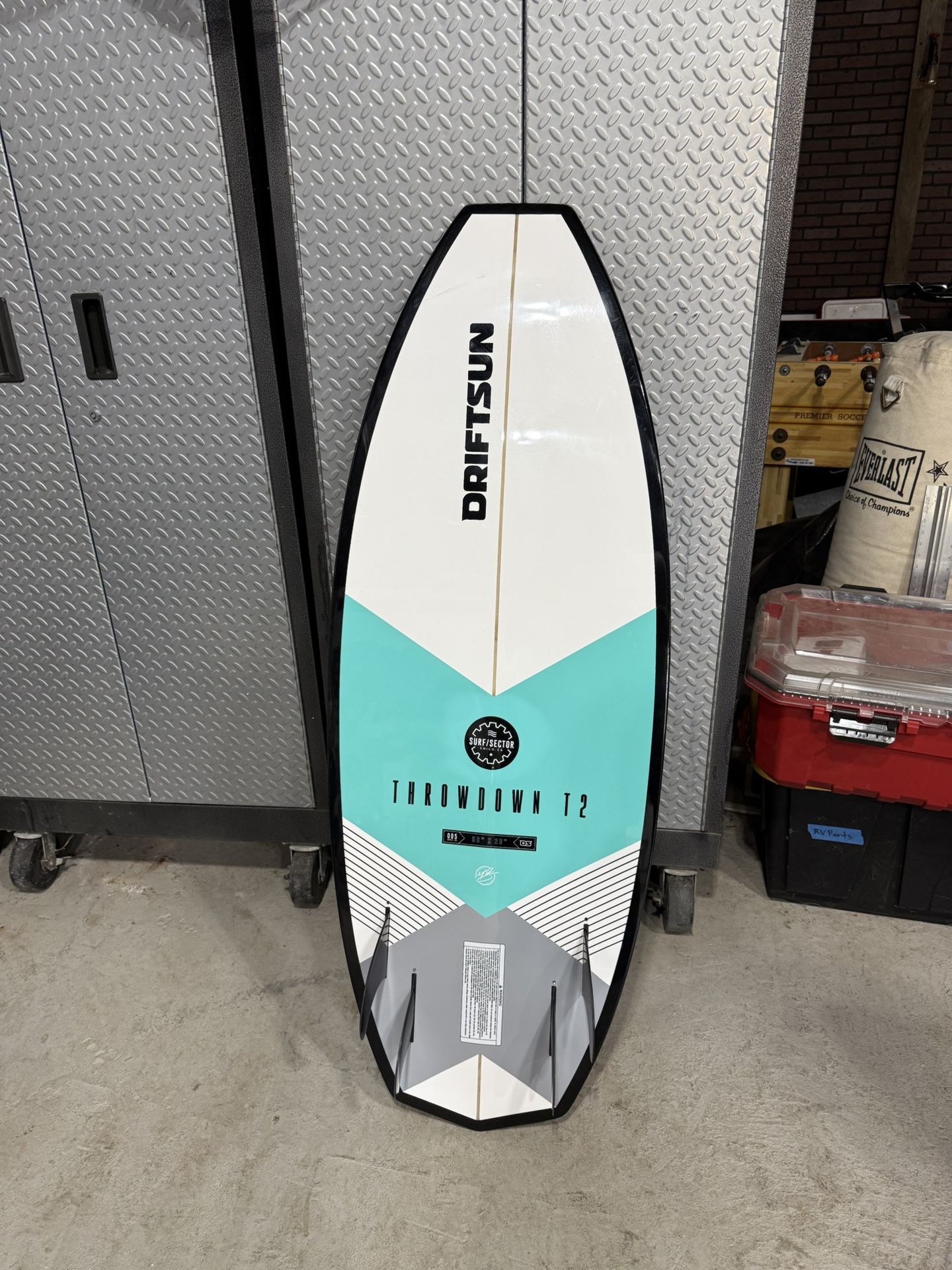 2 Wake Surf Boards
