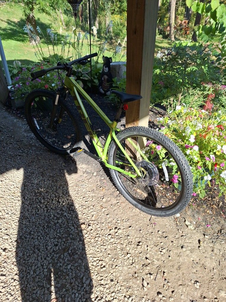 Trek Mountain Bike