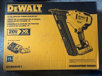 DeWalt 15 GA angled finish nailer kit