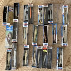Lot Of 23 Vintage Rebel Lures Minnows 