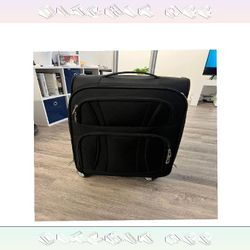 Adventure Ready Suitcases Pack and Go Easy class box
