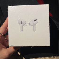 Airpods pro’s (brand new)