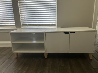 Tv Stand for TVs up to 65”