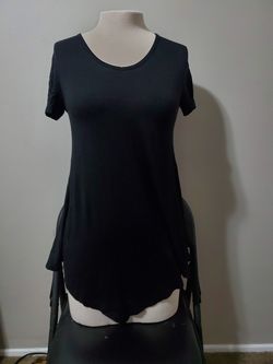 Black Tunic T Shirt V Neck Asymmetrical Sz S Reach Me