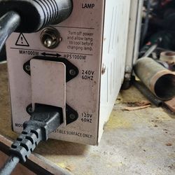 Grow Light Ballast With Light And Hood