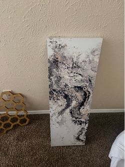 Abstract Canvas Wall Art & Gold Honeycomb Decor
