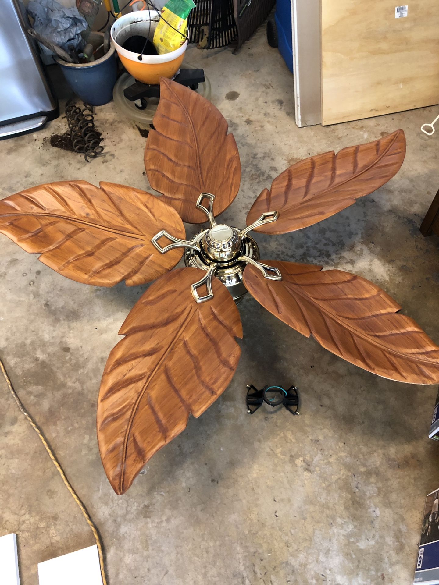 Hamilton Bay ceiling fan Costa Mesa 56 inch