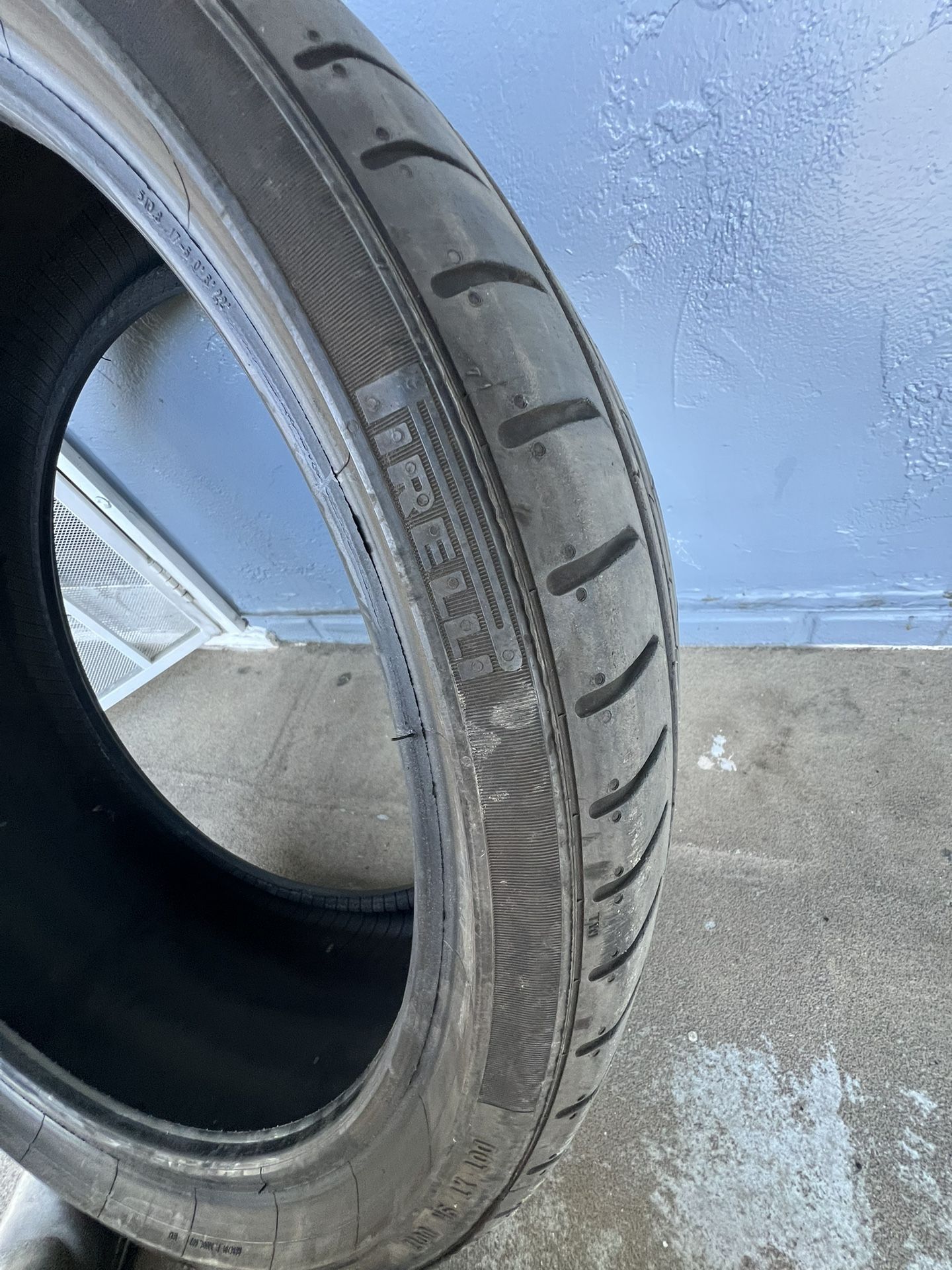 Tire R20