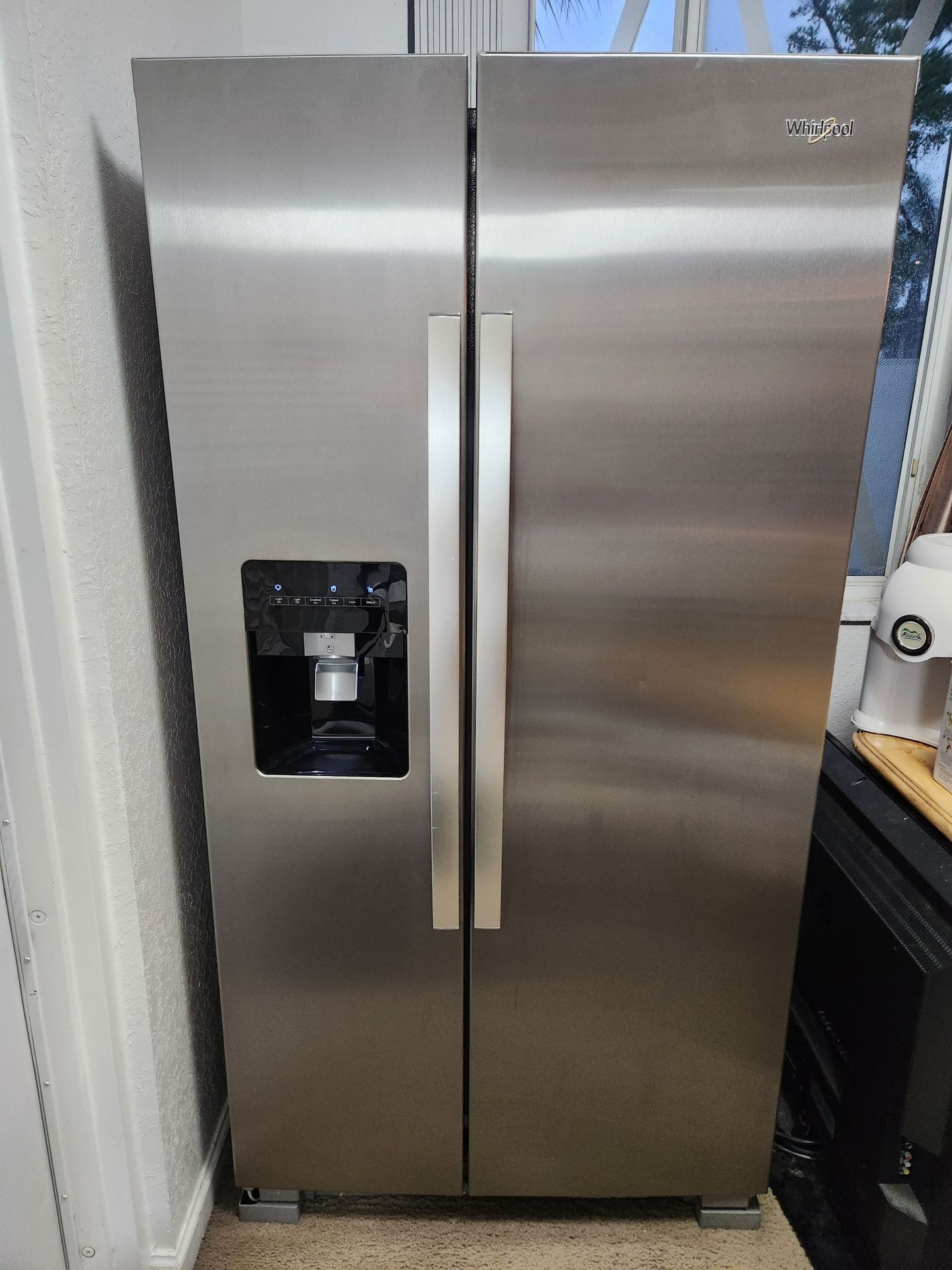 Refrigerator Whirlpool Silver Double Doors