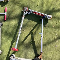 5 Razor scooters 