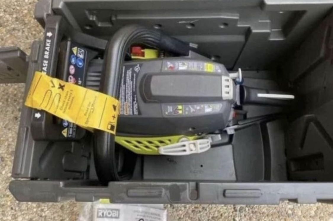 Ryobi 18 in. 38cc 2-Cycle Gas Chainsaw with Heavy Duty Case