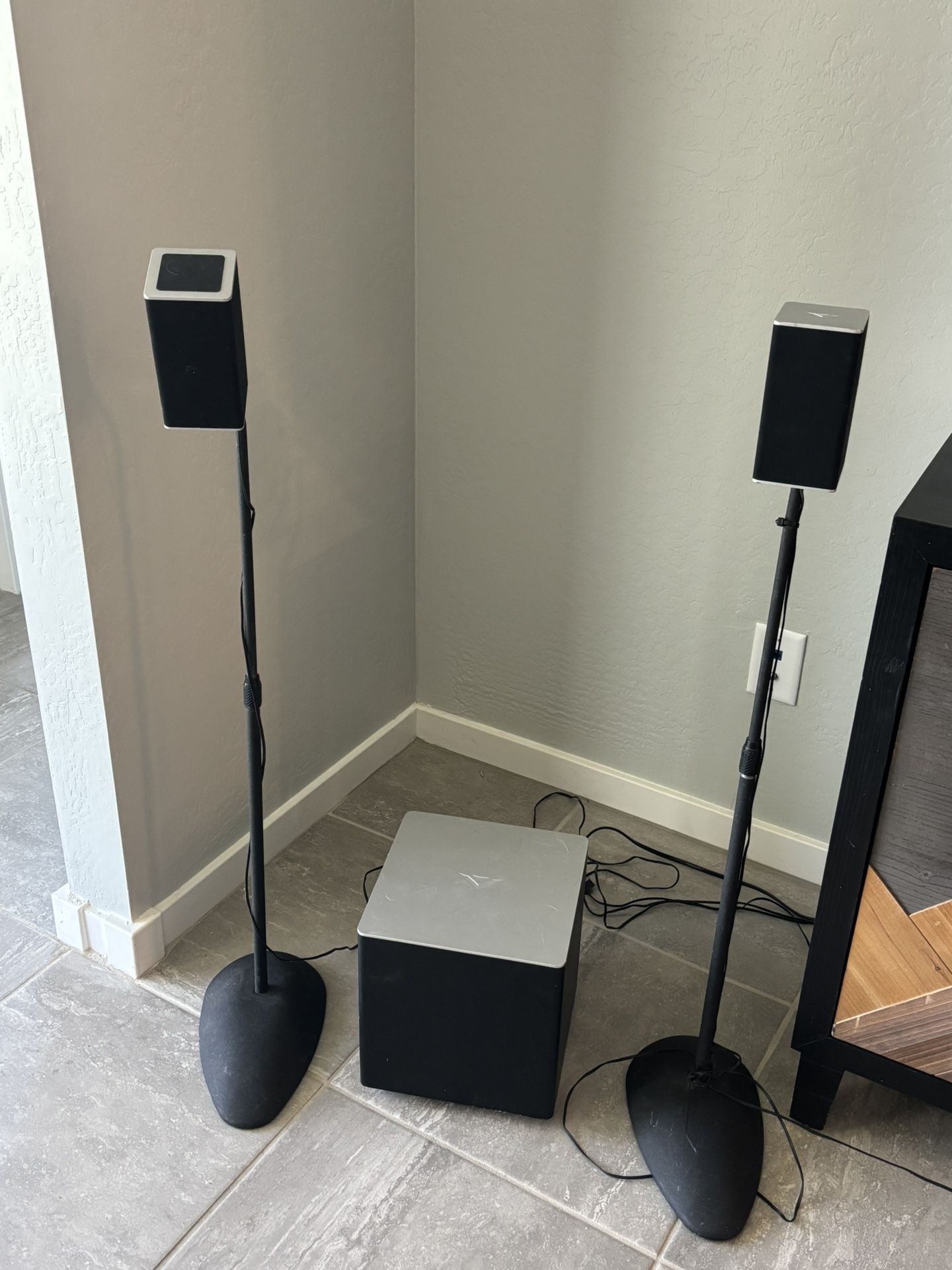 Vizio speakers and subwoofer