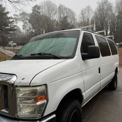 2011 Ford E-350