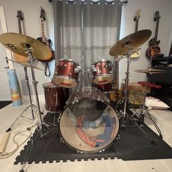 Ludwig Backbeat Drum Set with Meinl Cymbal Set