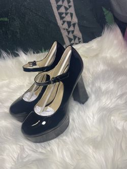 Black Mary Jane’s Size 8