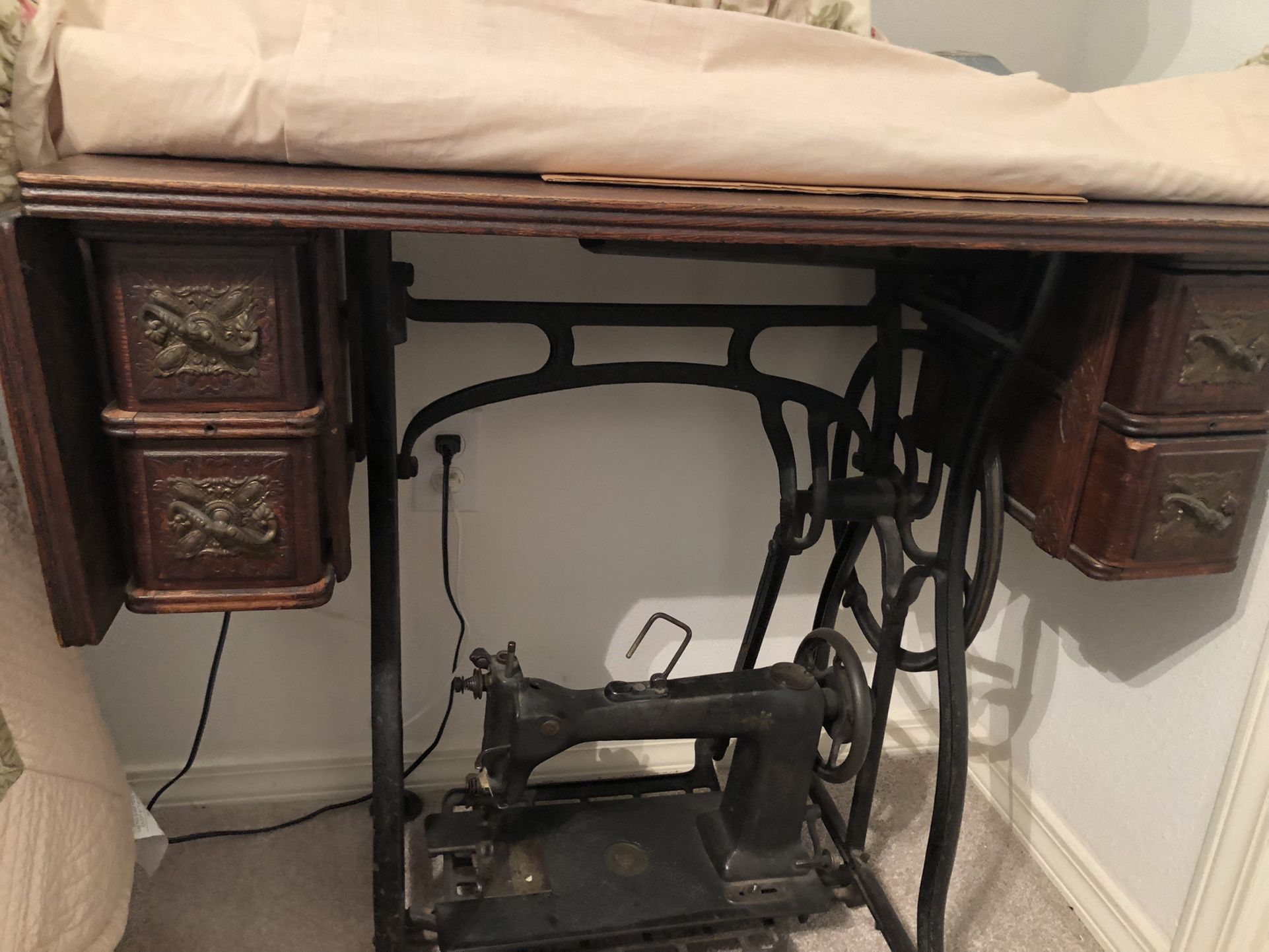 Antique Treadle Sewing Machine 