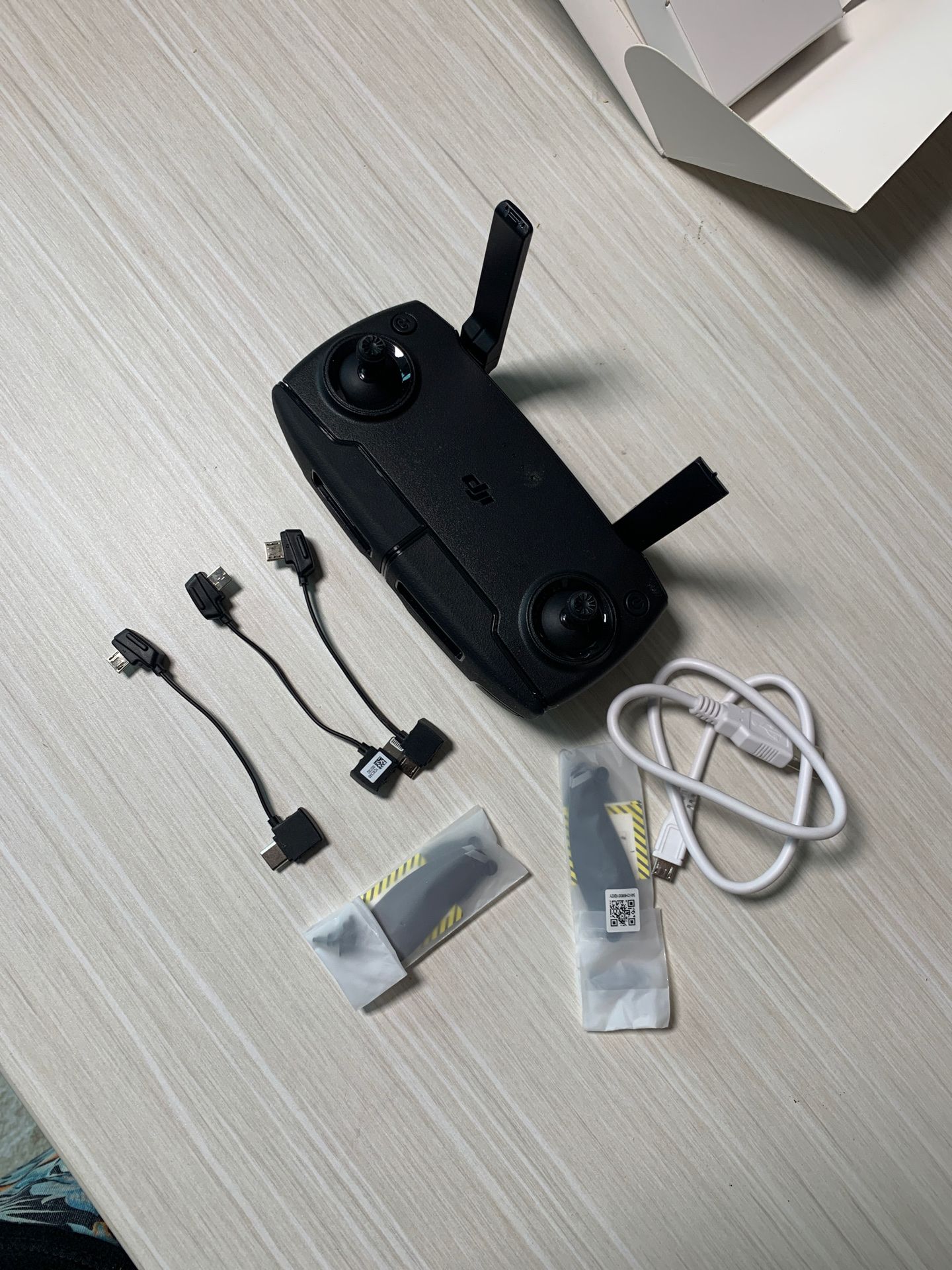 dji Mavic Mini Controller and Accessories