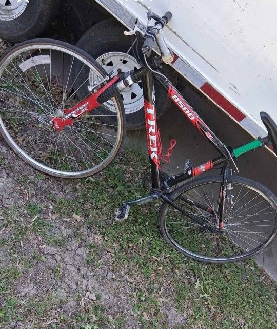 Trek 8500
